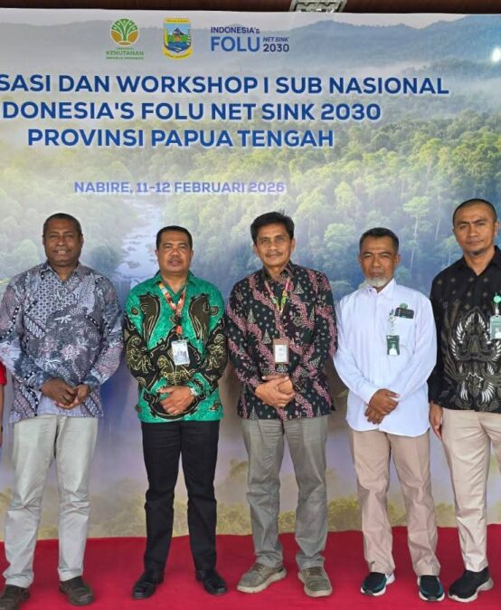 Kiprah Alumni Kehutanan: Paulus Mandibondibo dan Kenangan Kekompakan di Masa Studi